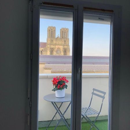 Studio Cosy Vue Cathedrale Reims Exterior foto